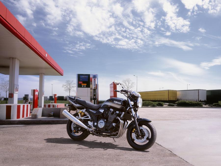 Yamaha XJR1300
